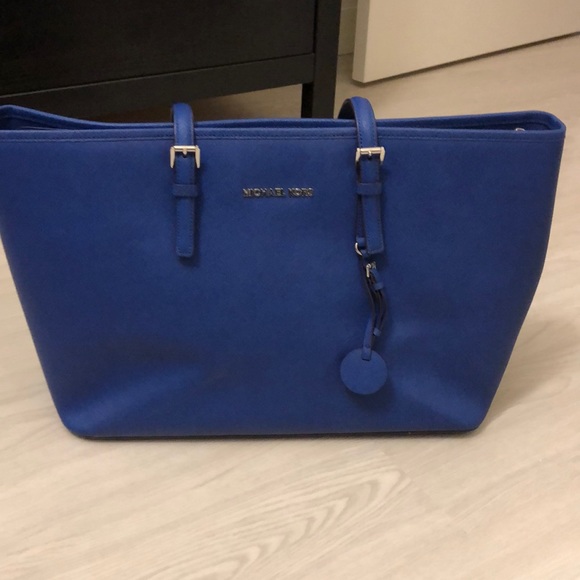 Michael Kors tote
